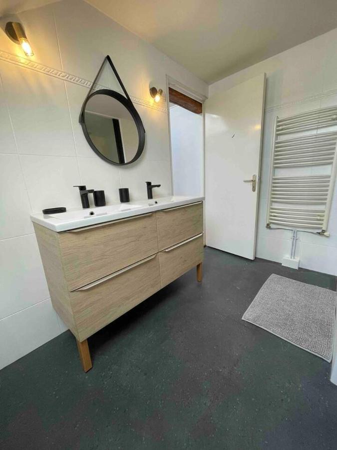 Logement Centre Ville 1 A 4 Chambres 알랑송 외부 사진