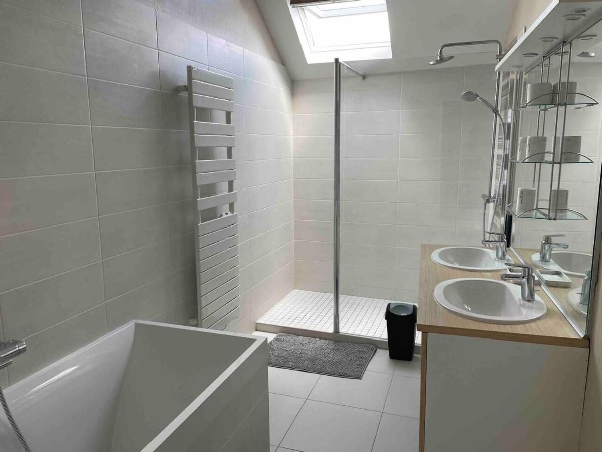 Logement Centre Ville 1 A 4 Chambres 알랑송 외부 사진